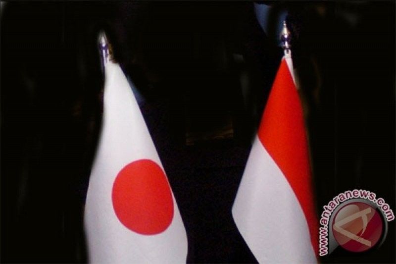 Airlangga Hartarto dan Marty Natalegawa Raih Penghargaan Tertinggi dari Jepang