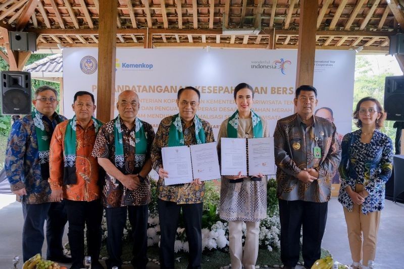 Pemerintah Perkuat Kelompok Sadar Wisata melalui Koperasi Merah Putih