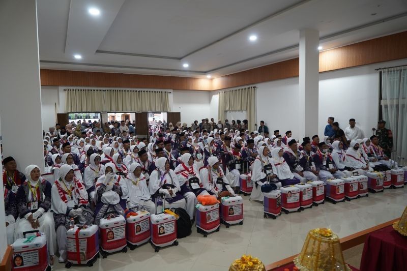 270 Calon Haji Kabupaten Luwu Berangkat ke Tanah Suci, Bupati Berpesan Jaga Nama Baik Daerah