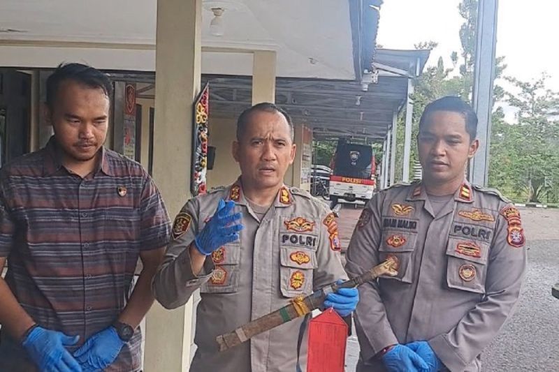 Anak Bunuh Ayah Angkat di Gunung Mas: Diduga Akibat Sering Dimarahi