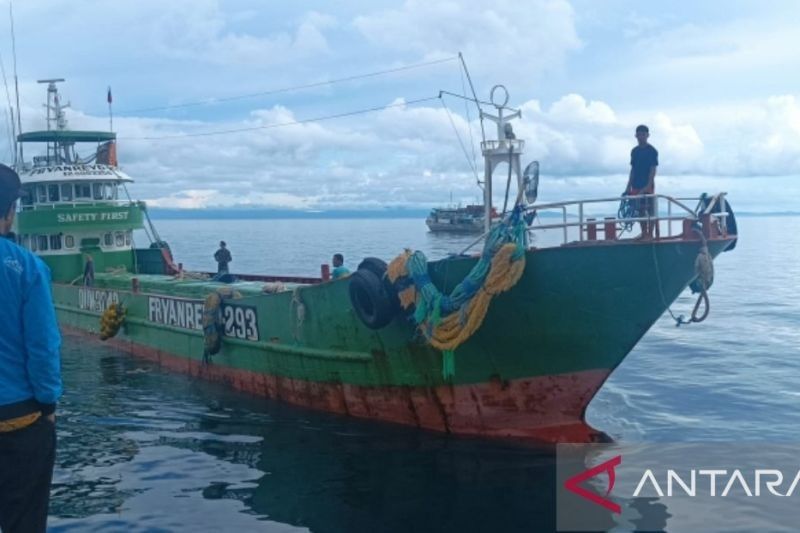 Masyarakat Adat Samau Jadi Mitra KKP Awasi Potensi Perikanan Biak Numfor