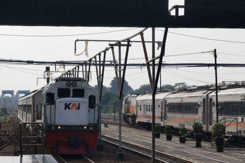 KA Singasari dan Bangunkarta Tambah Gerbong, Antisipasi Lonjakan Penumpang Libur Waisak