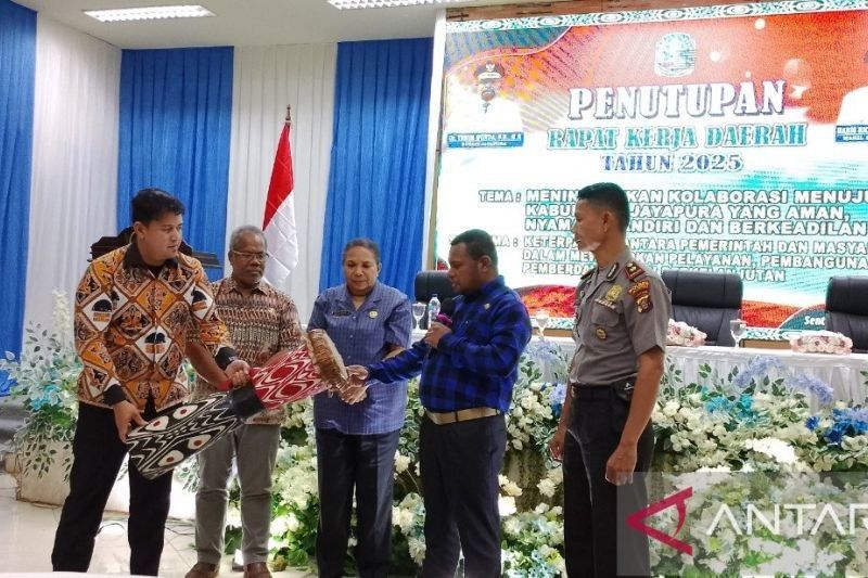 Pemkab Jayapura Evaluasi Kinerja OPD, Fokus Percepatan Pembangunan 2025