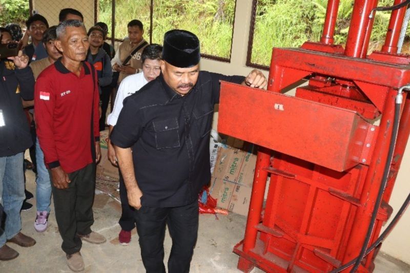 Sampah Jadi Emas: Bupati Kukar Dorong Pengelolaan Sampah sebagai Peluang Ekonomi Baru
