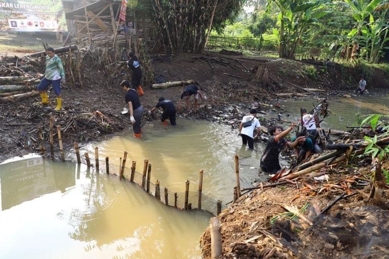 Bupati Kudus Kampanyekan Kebersihan Sungai: Cegah Banjir dengan Aksi Nyata