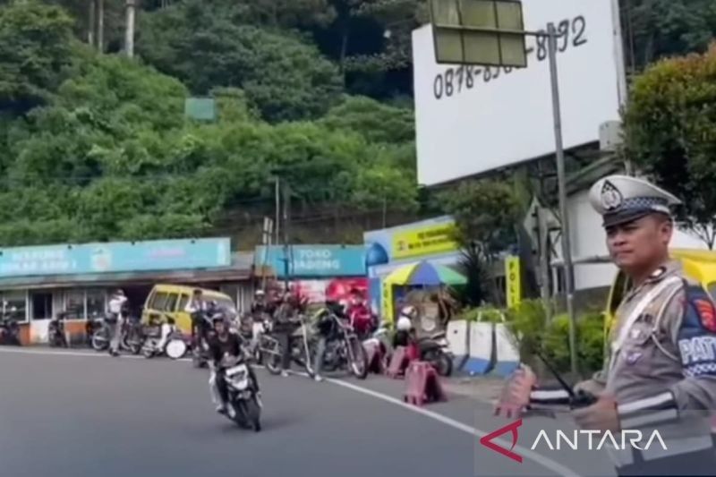 Antisipasi Kemacetan Libur Panjang, Polisi Terapkan Rekayasa Lalu Lintas di Puncak-Cipanas