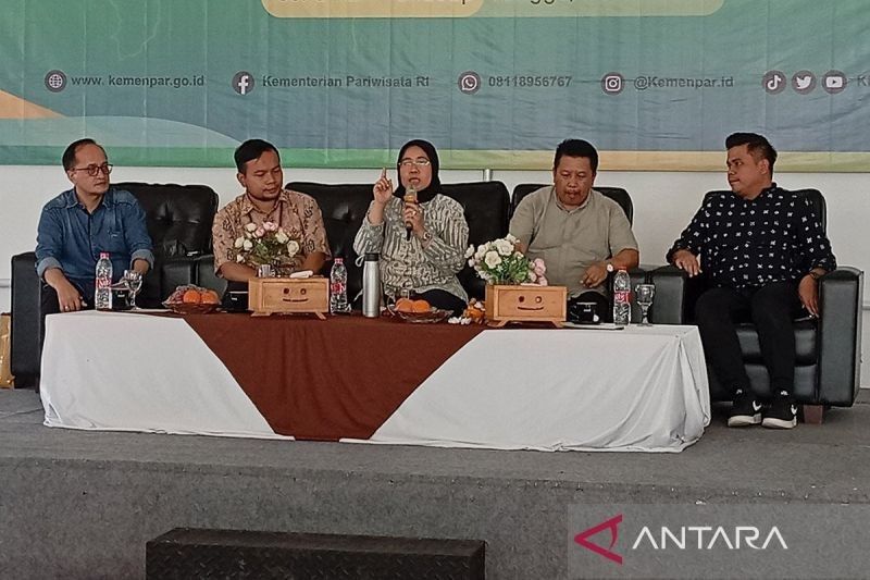 DPR dan Kemenpar Sosialisasikan Perizinan Pariwisata di Cilacap, Dorong Peningkatan Ekonomi Lokal