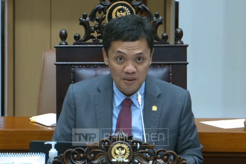 DPR Ajukan Penangguhan Penahanan Mahasiswi ITB Tersangka Kasus Meme Presiden