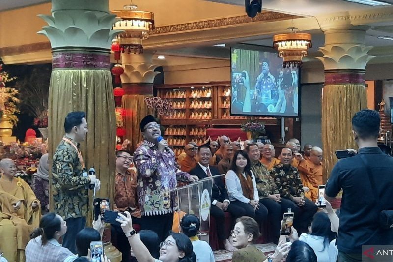 Wagub DKI: Jakarta Kota Aman dan Nyaman untuk Semua Umat Beragama, Waisak 2025 Buktinya!