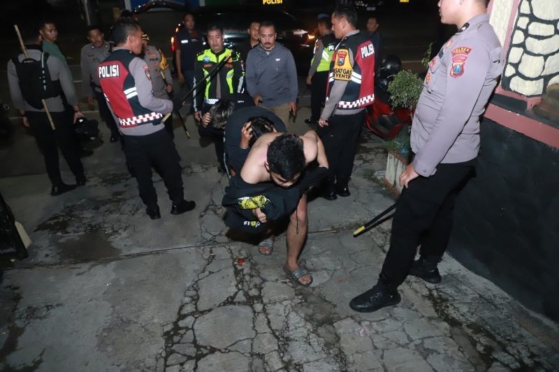 29 Warga Ditangkap Usai Ricuh di Perbatasan Kediri-Malang, Ngaku Suporter Persik!