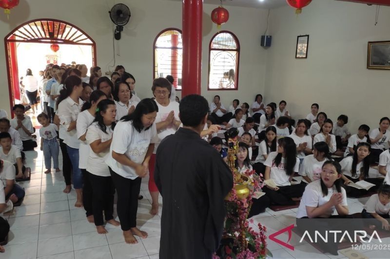 Ketua Vihara Buddhis Svakha Berharap Perdamaian Dunia di Hari Waisak