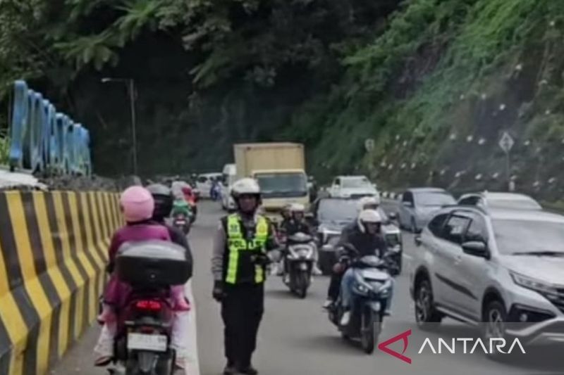 Sistem Satu Arah Puncak Dipercepat Antisipasi Kemacetan Libur Panjang