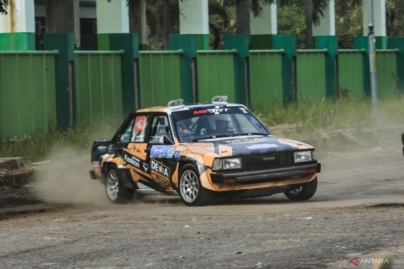 Dewa United Motorsport x MSRT Raih Juara Umum Kejurnas Sprint Rally 2025
