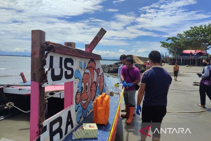 Kapal Wisata Karam di Pantai Malabero Bengkulu, 7 Orang Meninggal