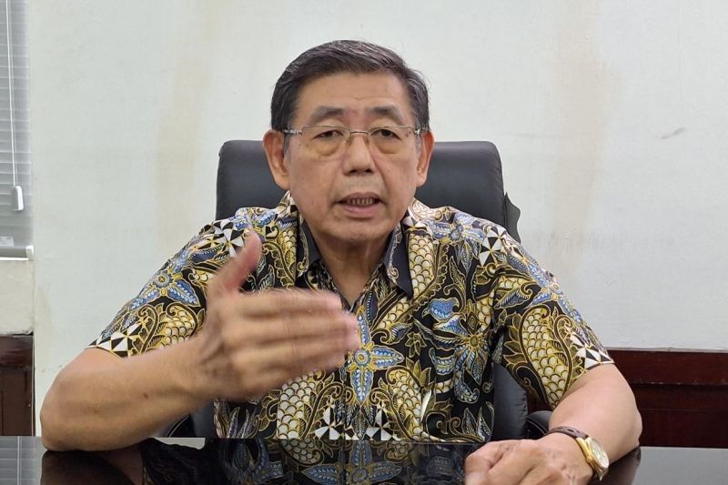 Tegaknya Hukum di Indonesia: Menjaga Maruah Negara Hukum dari Tekanan Politik dan Opini