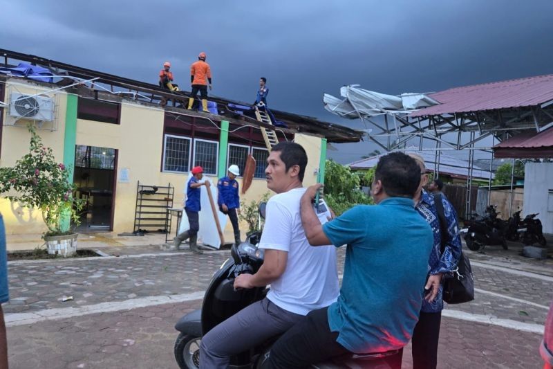 Angin Kencang Rusak Berat SDIT di Aceh Tamiang, Ratus Juta Kerugian Ditaksir