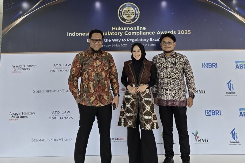 TPS Surabaya Utamakan Kepatuhan dan Transparansi: Raih Penghargaan Regulatory Compliance Awards