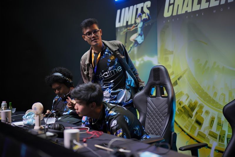 RRQ Kazu dan EVOS Divine Puncaki FFWS SEA 2025 Spring Pekan Ketiga!