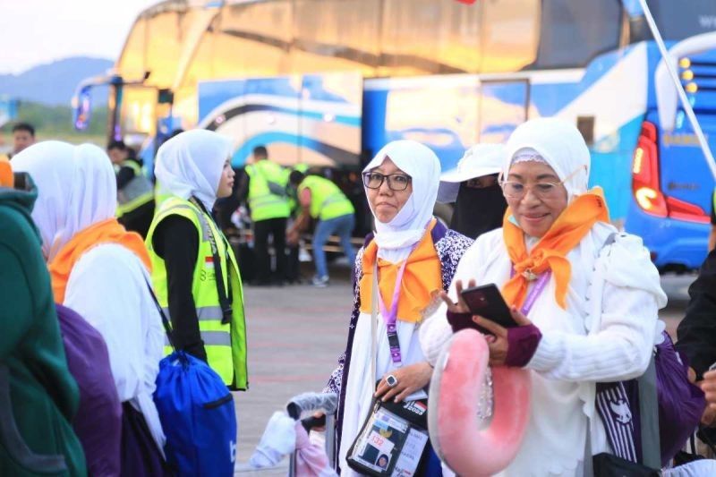 393 Calon Haji Sulsel-Sulbar Berangkat ke Makkah, Jaga Kekompakan dan Hindari Keluh Kesah di Medsos!