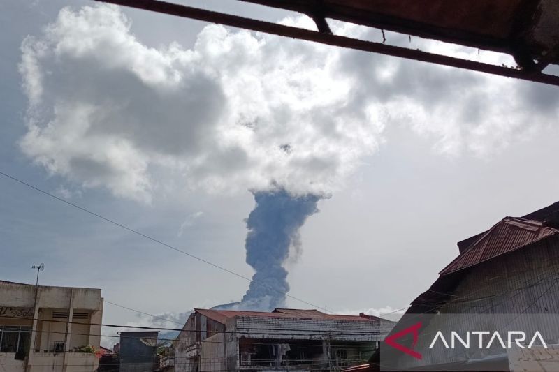 Gunung Marapi Meletus: Kolom Abu Mencapai 1.600 Meter, PVMBG Keluarkan Rekomendasi