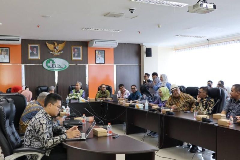 RSUD Ulin Banjarmasin dan Jasindo Jalin Kerja Sama Layanan Kesehatan untuk Anggota DPR RI