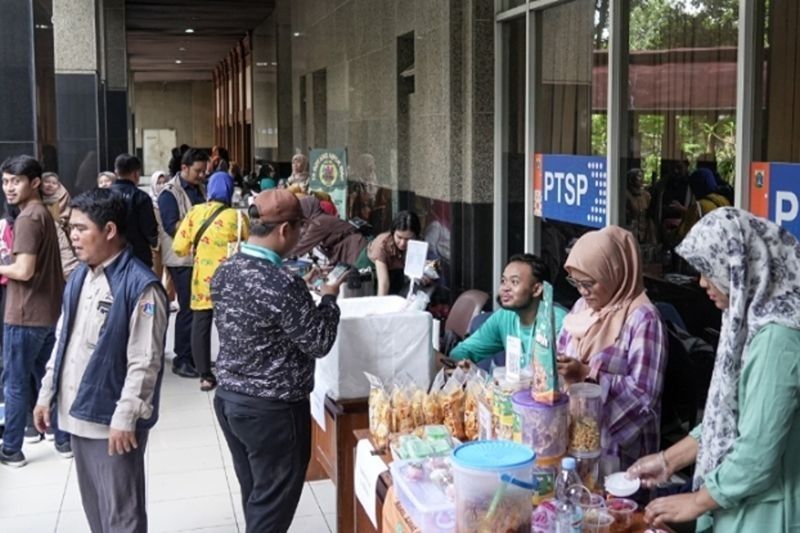 UMKM Jakbar Gelar Bazar Serentak di 8 Kecamatan, Hadirkan Produk Kuliner hingga Kerajinan