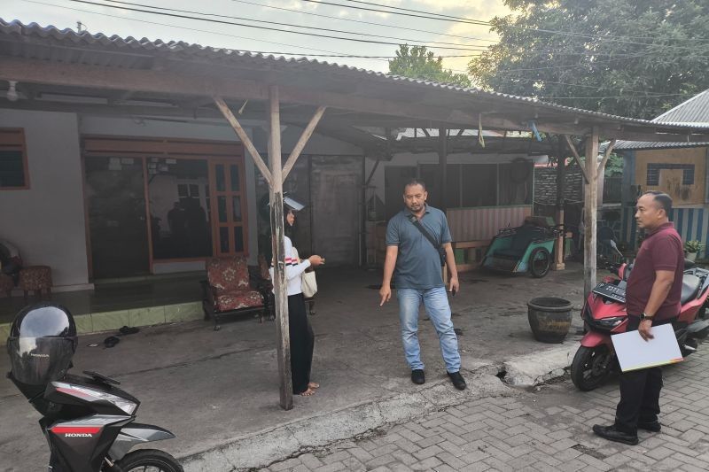Prarekonstruksi Kasus Penganiayaan Anak di Situbondo: Bocah 10 Tahun Alami Luka Bakar Serius