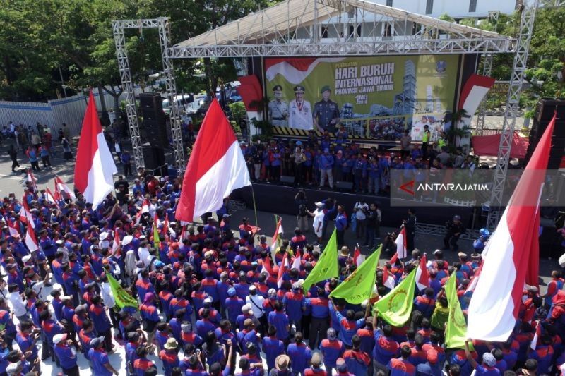 Penghapusan Outsourcing: Kepastian Kerja atau Tantangan Baru bagi Perusahaan?