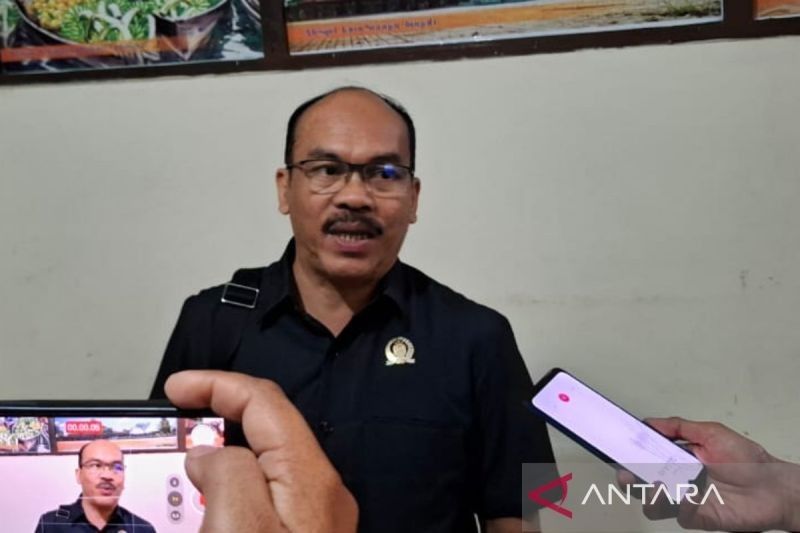 DPRD Banjarmasin Kecam Penahanan Ijazah Karyawan: Desak Regulasi Jelas dan Pengawasan Ketat