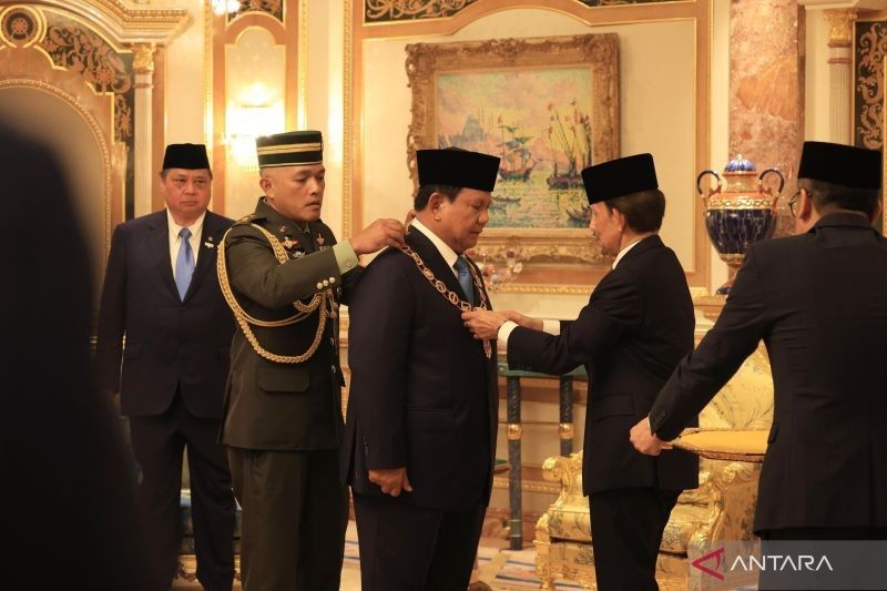 Prabowo Subianto Terima Penghargaan Tertinggi dari Brunei Darussalam