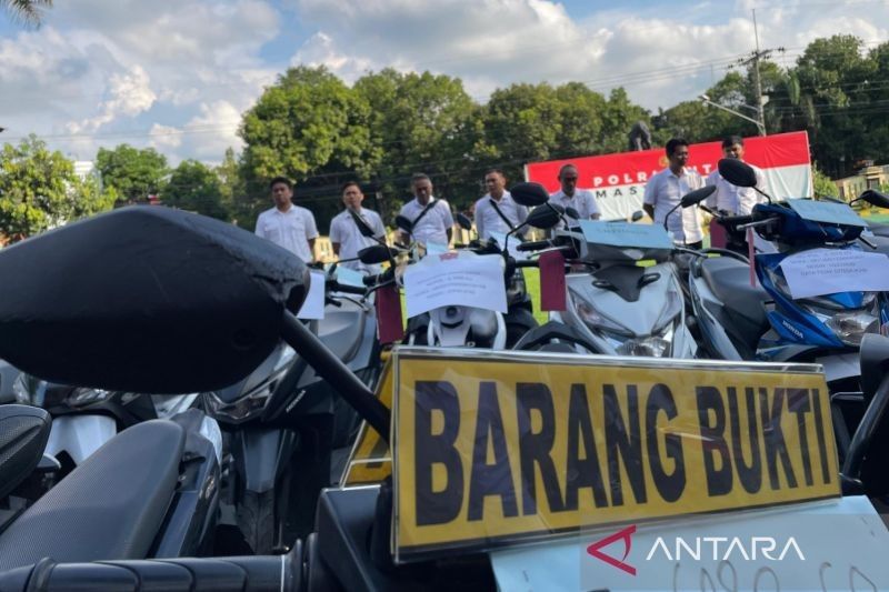 Polresta Cirebon Kembalikan 34 Motor Curian, 11 Tersangka Ditangkap!