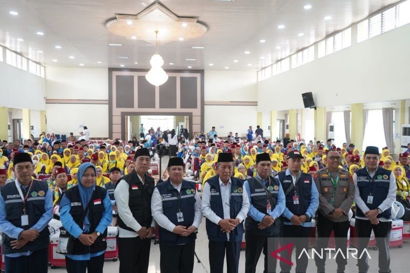 Wagub Jambi Berpesan Jaga Kesehatan, Doakan Jambi dari Tanah Suci