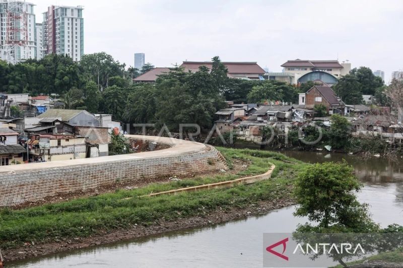 Proyek Normalisasi Ciliwung Dilanjutkan Juni 2025, Target Tekan Banjir Jakarta