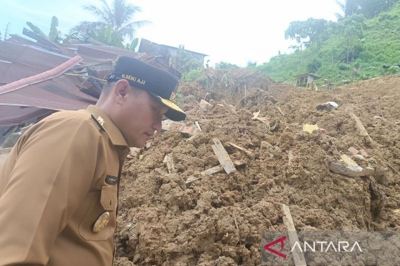Tragedi Longsor Samarinda: Wagub Kaltim Bergerak Mitigasi Bencana dan Bantu Korban