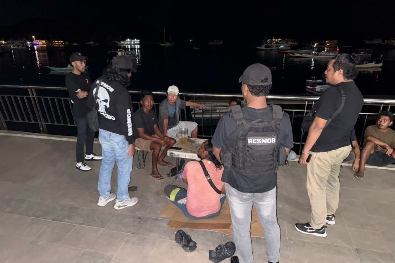 Polisi Patroli Rutin Cegah Premanisme di Labuan Bajo