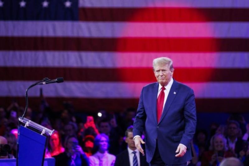 Trump di Teluk: Antara Kesepakatan Bisnis Triliunan dan Genosida Gaza
