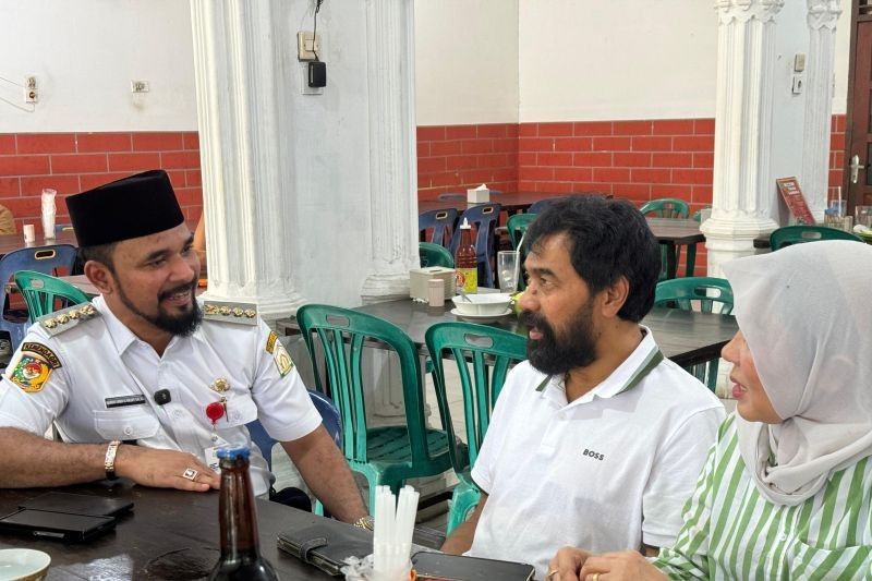 Gubernur Aceh, Muzakir Manaf, Kembali ke Tanah Air Setelah Pemeriksaan Kesehatan di Singapura