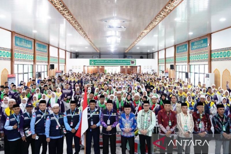 Kloter Terakhir Haji Embarkasi Banjarmasin Berangkat ke Madinah