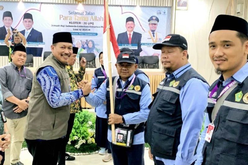 393 Calon Haji dari Luwu Utara dan Bone Berangkat Menuju Tanah Suci