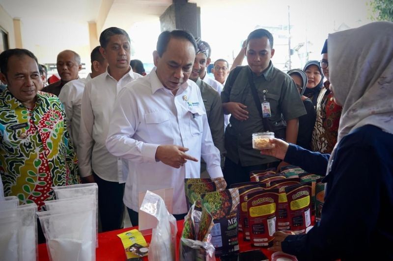 Digitalisasi Kunci Sukses Koperasi Merah Putih, Kata Menkop