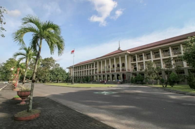 UGM Siap Hadapi Gugatan Rp69 Triliun Soal Ijazah Jokowi
