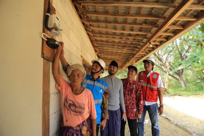 PLN Tingkatkan Layanan Listrik di Pulau Gili Raja, Sumenep: Kini 12 Jam per Hari!