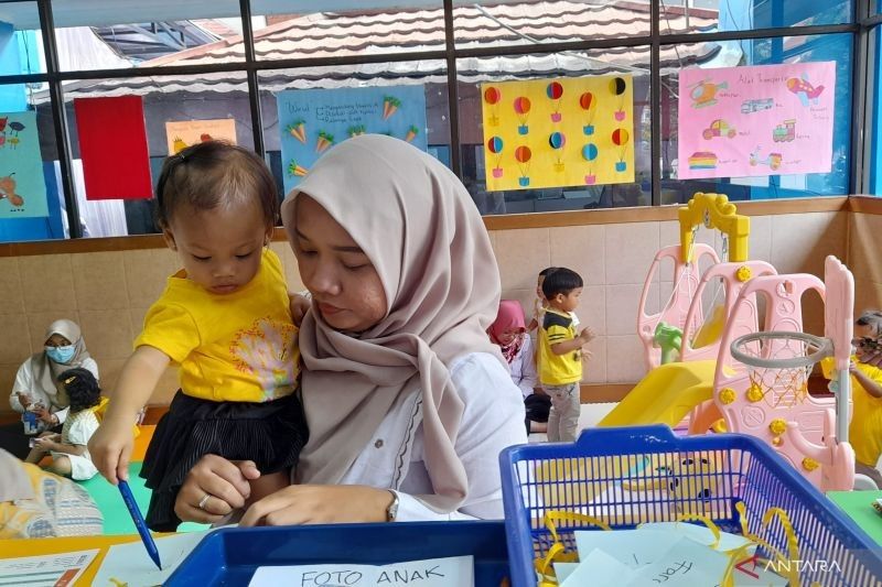Anak di Taman Asuh Sayang Anak Dapat Makan Bergizi Gratis