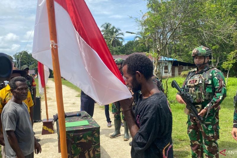 Pimpinan OPM Sorong Raya Kembali ke NKRI: Rindu Keluarga Jadi Alasan