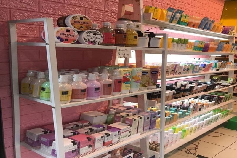 Produk Kosmetik Wajib Bersertifikat Halal Oktober 2026