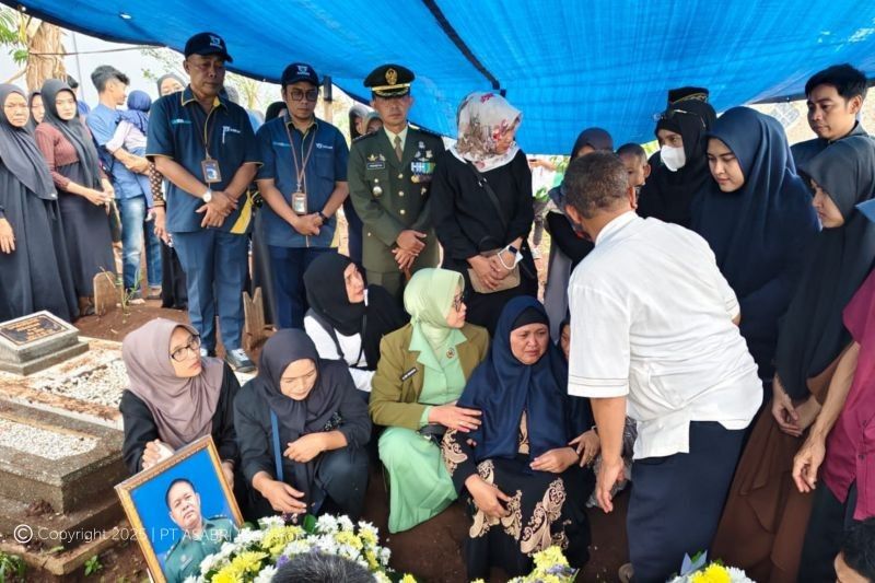 ASABRI Berikan Santunan dan Beasiswa untuk Keluarga Korban Ledakan Garut