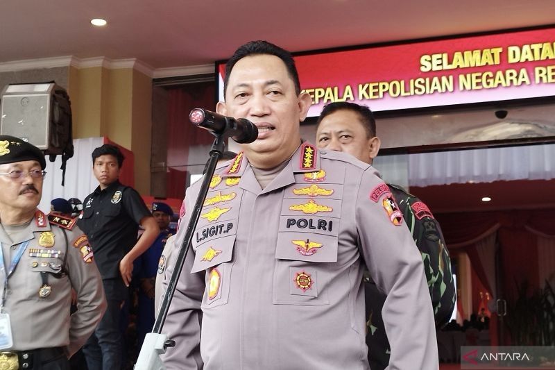 Kapolri Kerahkan Baharkam dan Brimob Berantas Premanisme di Seluruh Indonesia