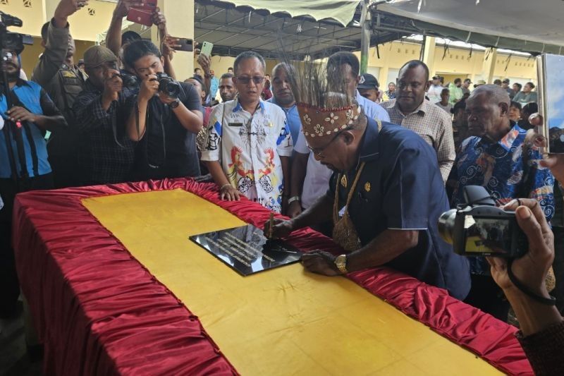 Pasar Lokal di Jayapura Dorong Perputaran Ekonomi, Bupati Yunus Wonda Resmikan Pasar Bunuku