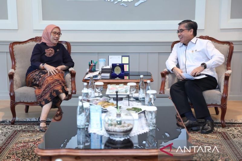 Menaker dan Menteri PANRB Bahas Strategi Pengembangan SDM dan Tata Kelola Kemenaker