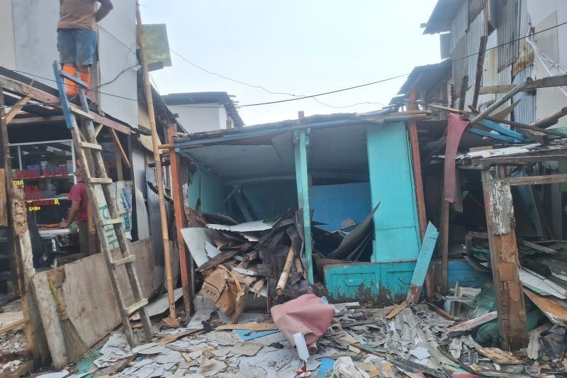 Tanggul Anti-Rob Muara Angke Ditargetkan Rampung Enam Bulan